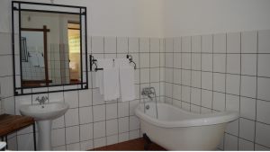 washroom-lodge
